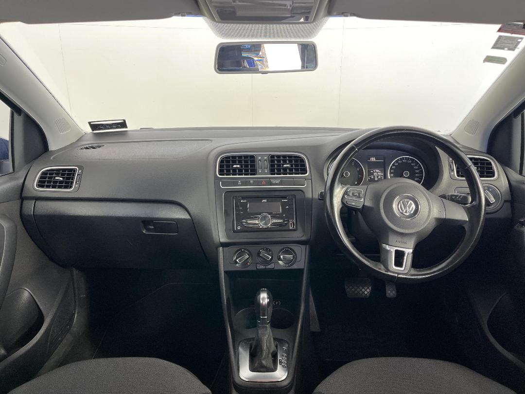 Photo '17' of Volkswagen Polo Photo '17' of Volkswagen Polo