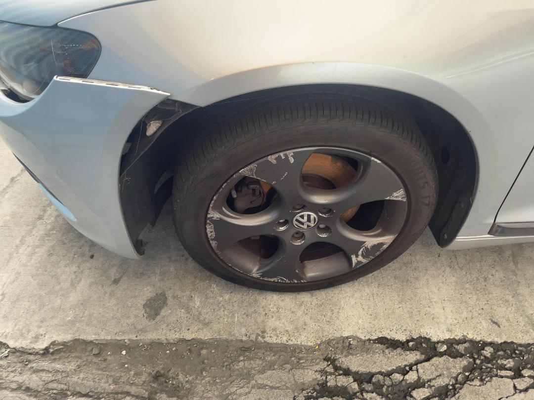 Photo '9' of Volkswagen Scirocco 1.4L AT TSI 1372Q5 Photo '9' of Volkswagen Scirocco 1.4L AT TSI 1372Q5