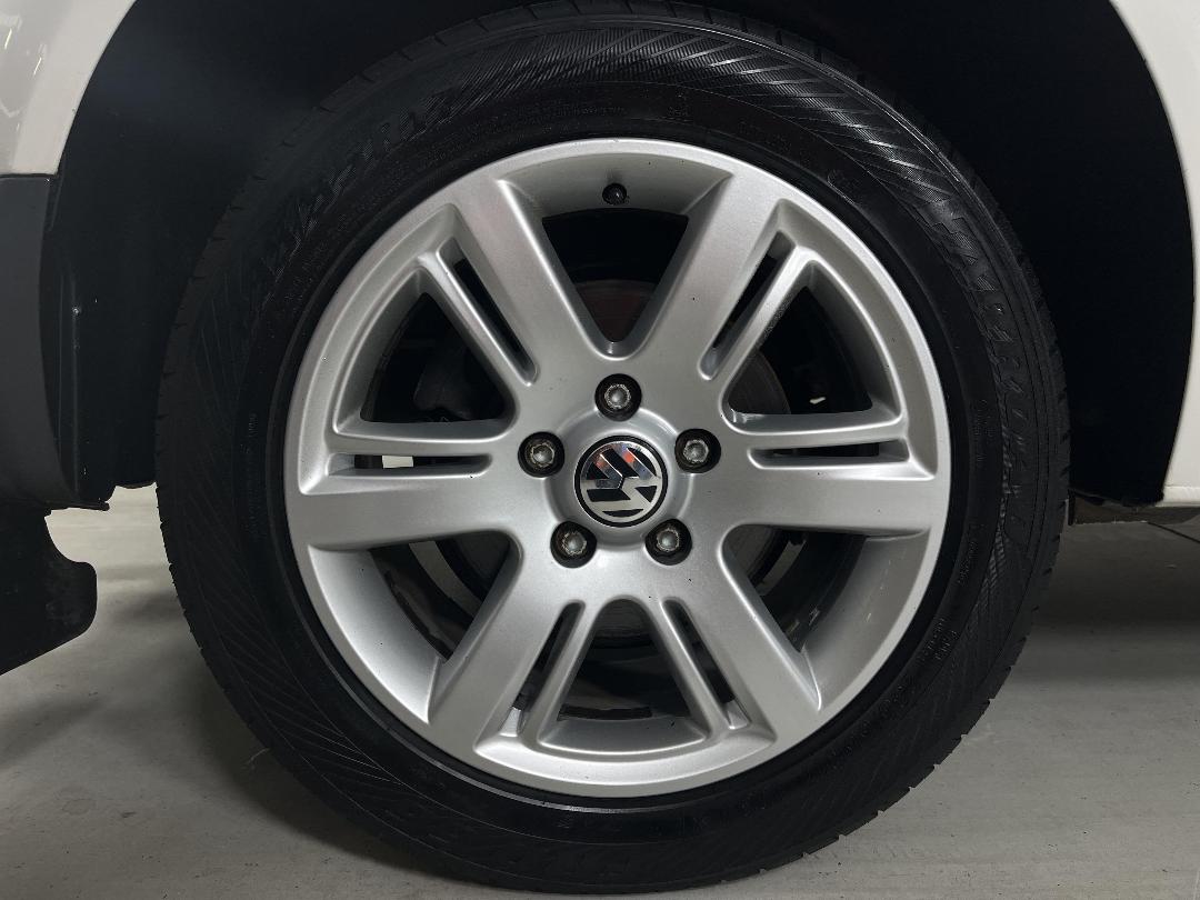 Photo '12' of Volkswagen T5