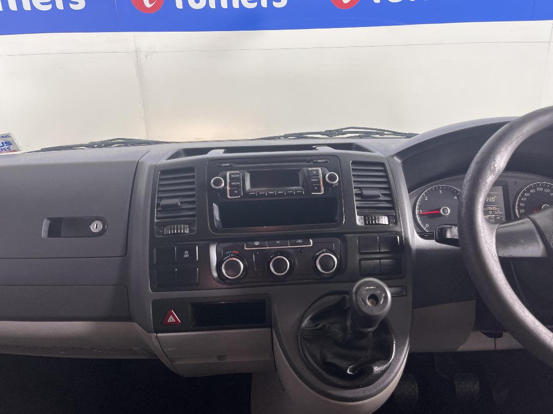 Photo '18' of Volkswagen T5