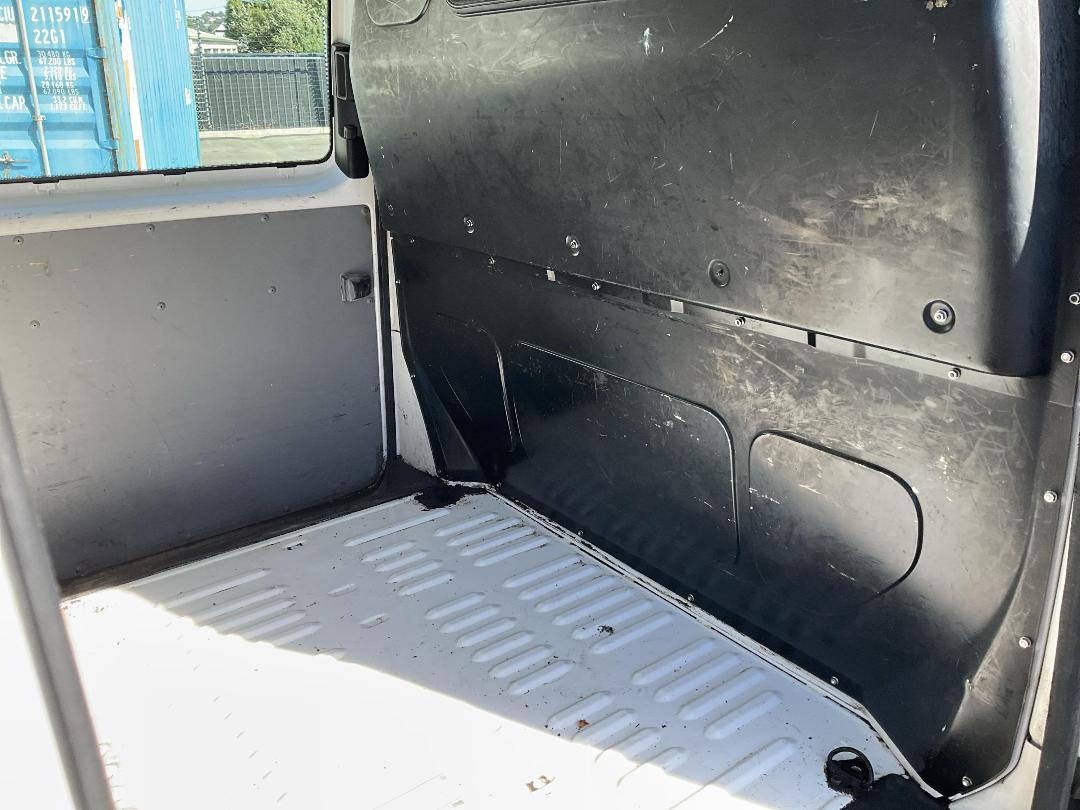 Photo '13' of Volkswagen T5 Transporter SWB