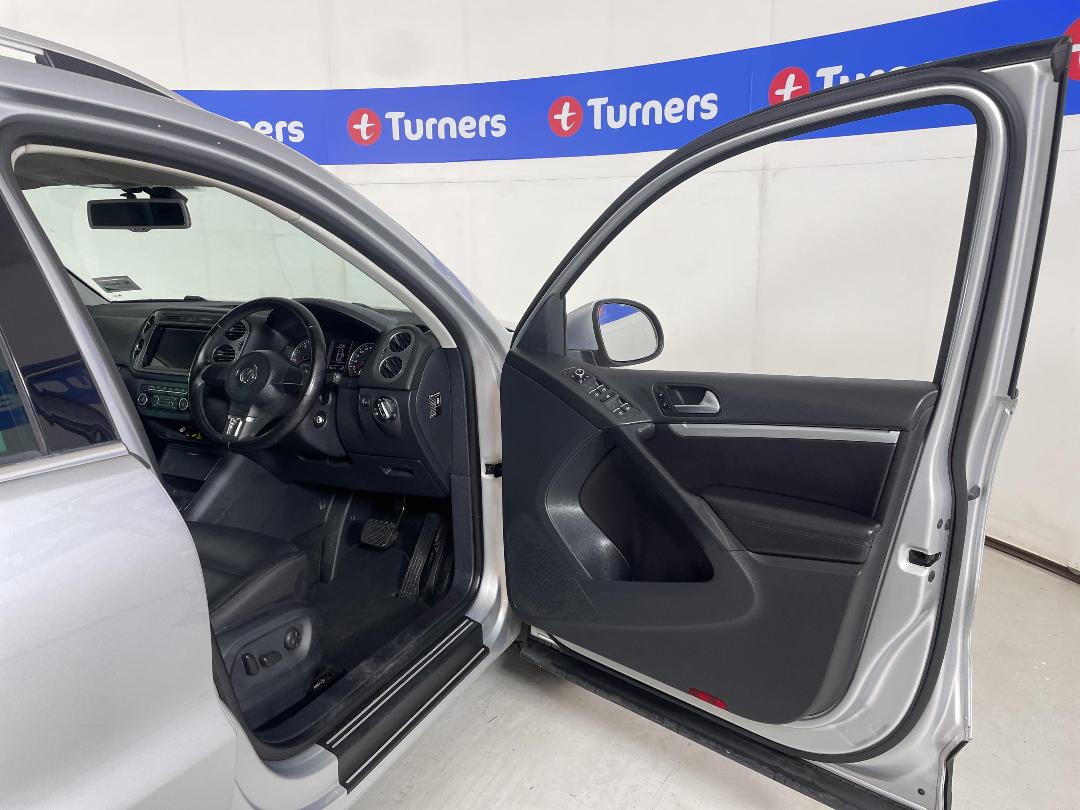 Photo '15' of Volkswagen Tiguan