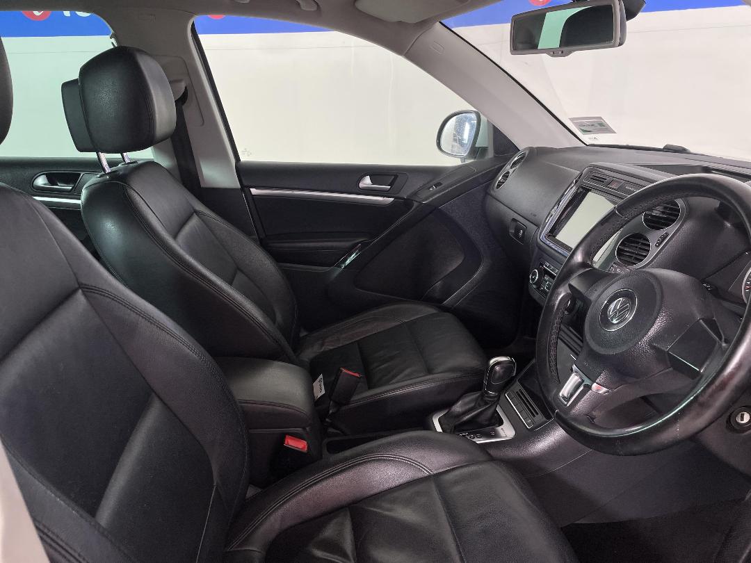 Photo '16' of Volkswagen Tiguan