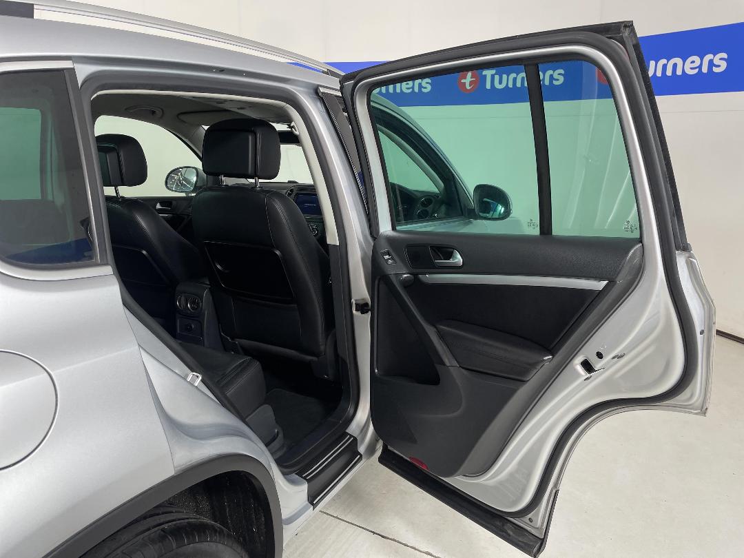 Photo '19' of Volkswagen Tiguan