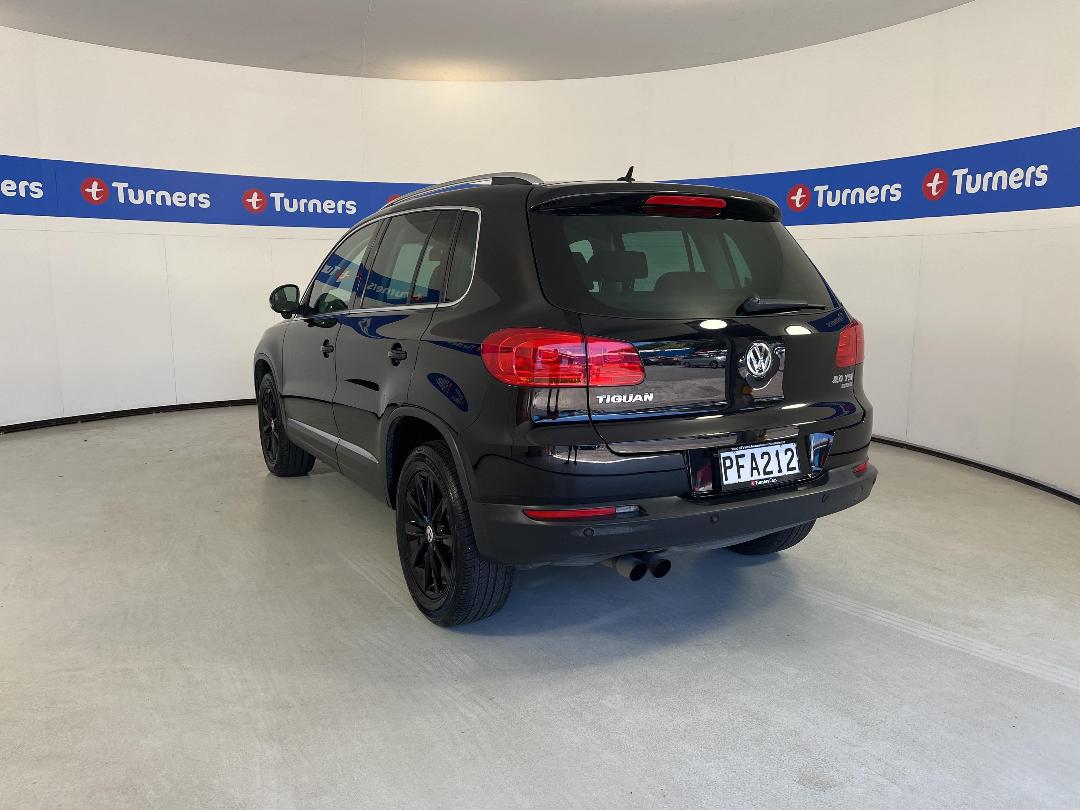 Photo '5' of Volkswagen Tiguan Photo '5' of Volkswagen Tiguan