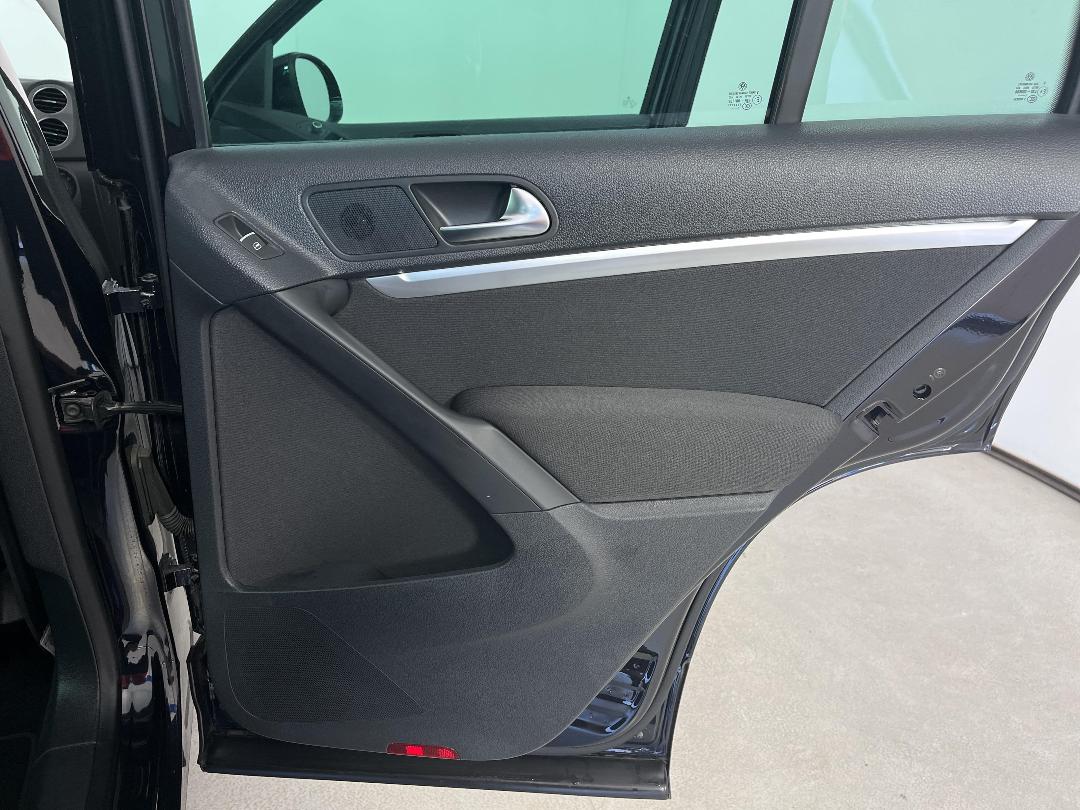 Photo '19' of Volkswagen Tiguan Photo '19' of Volkswagen Tiguan