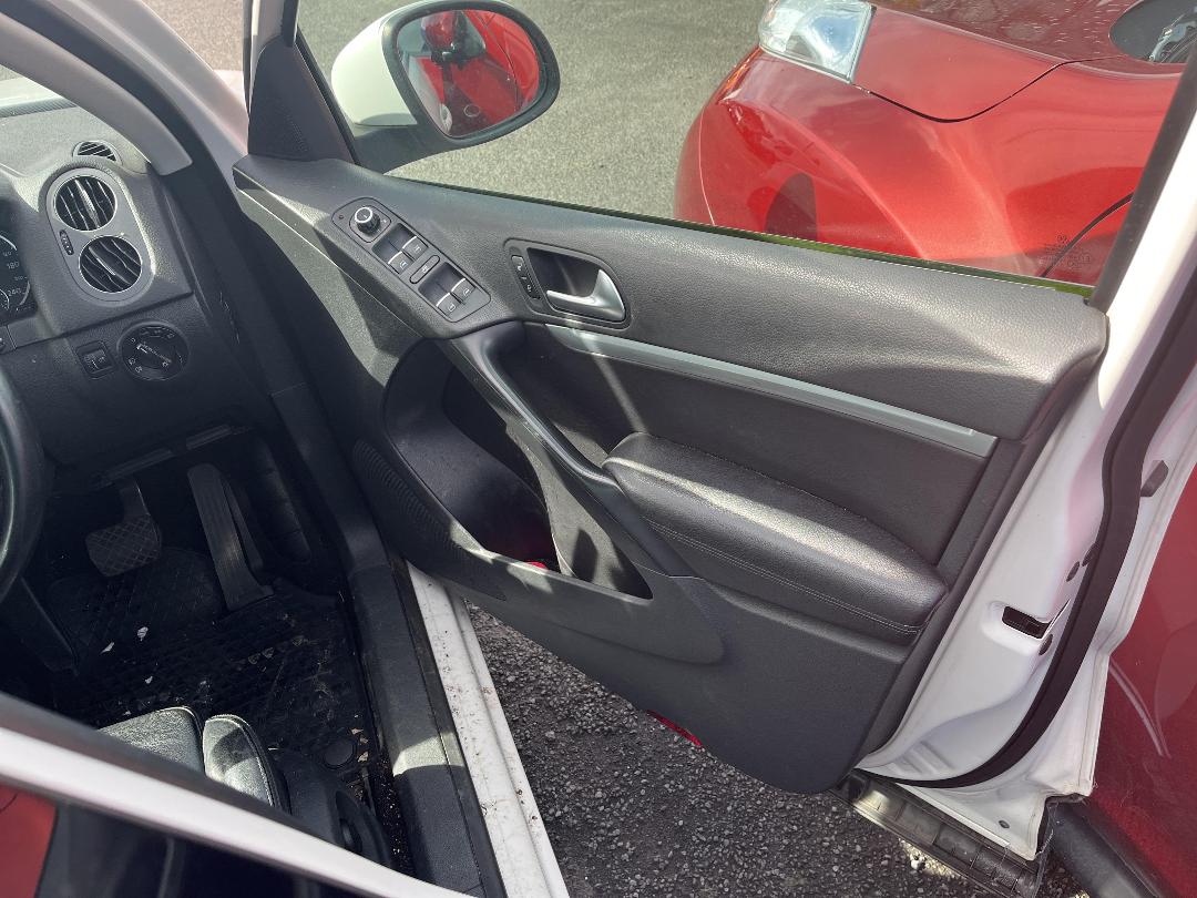 Photo '9' of Volkswagen Tiguan TSI Photo '9' of Volkswagen Tiguan TSI