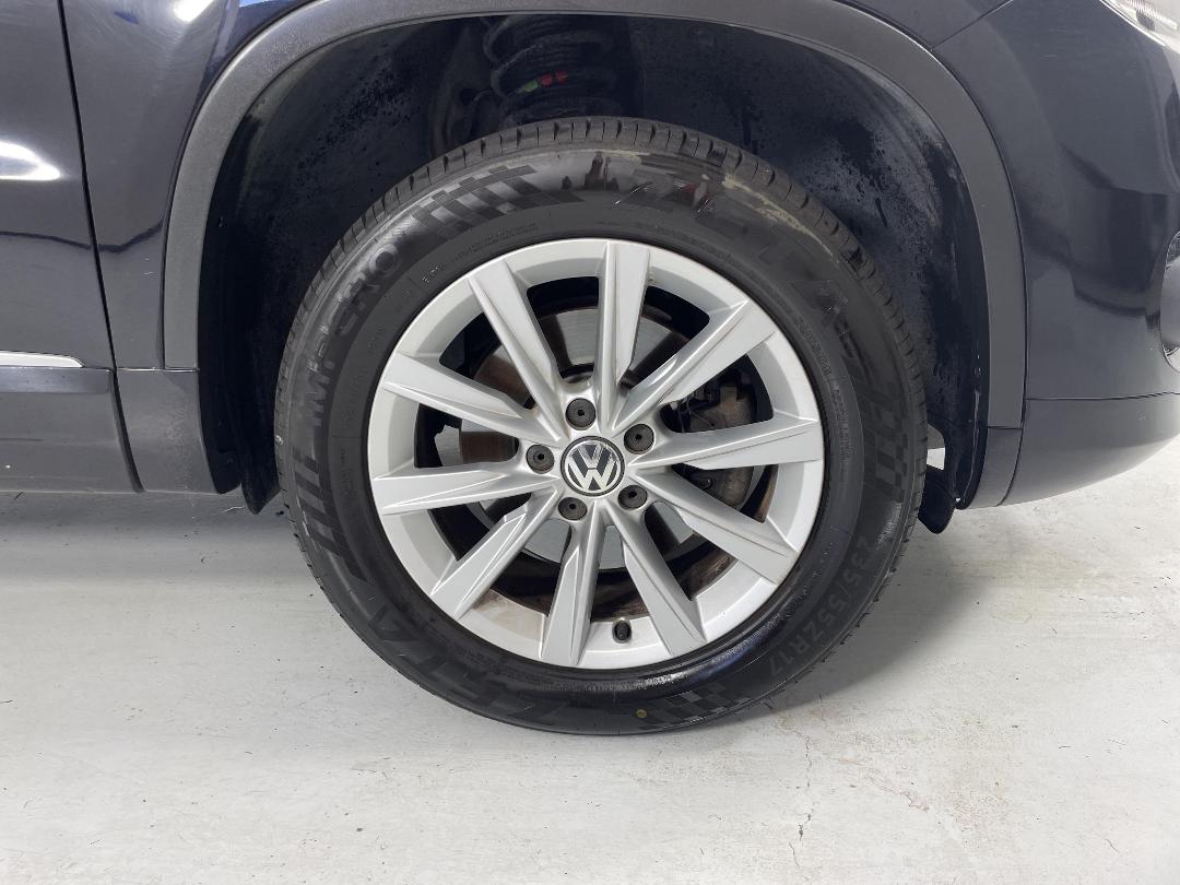 Photo '9' of Volkswagen Tiguan Photo '9' of Volkswagen Tiguan