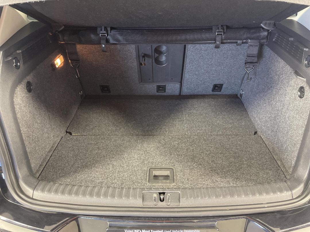 Photo '14' of Volkswagen Tiguan Photo '14' of Volkswagen Tiguan