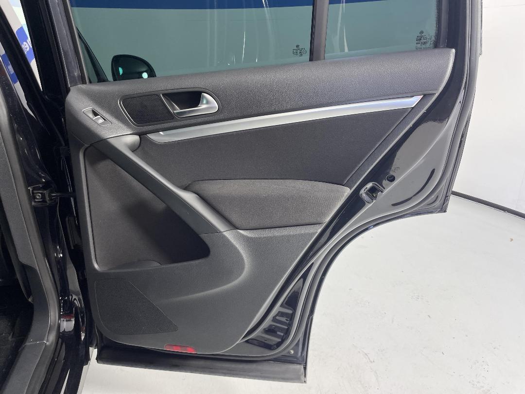 Photo '19' of Volkswagen Tiguan Photo '19' of Volkswagen Tiguan