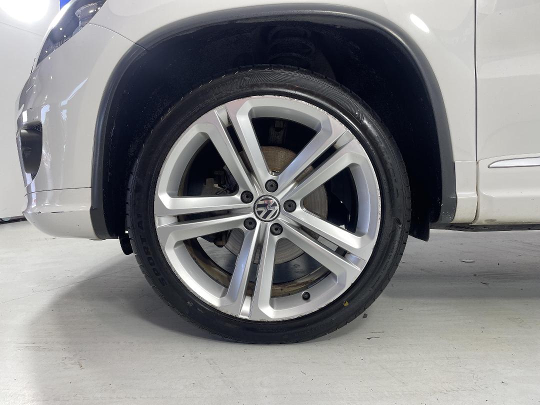 Photo '10' of Volkswagen Tiguan