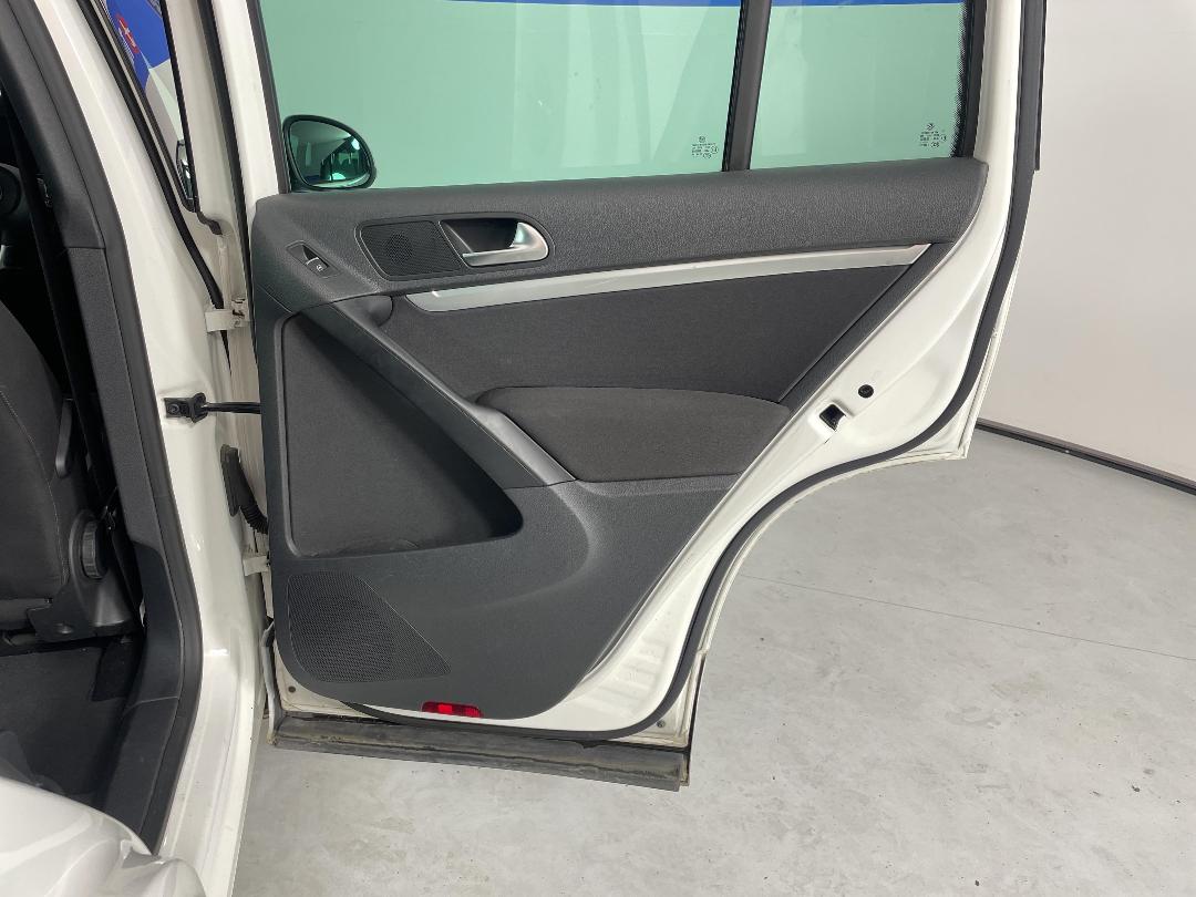 Photo '19' of Volkswagen Tiguan