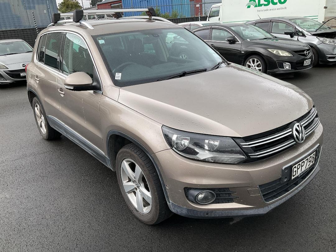 Photo '2' of Volkswagen Tiguan TDI 103KW Photo '2' of Volkswagen Tiguan TDI 103KW