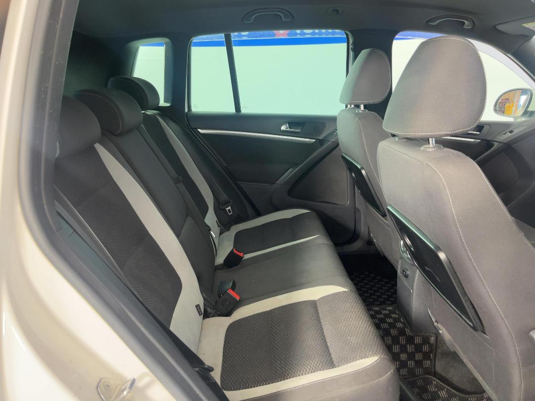 Photo '20' of Volkswagen Tiguan