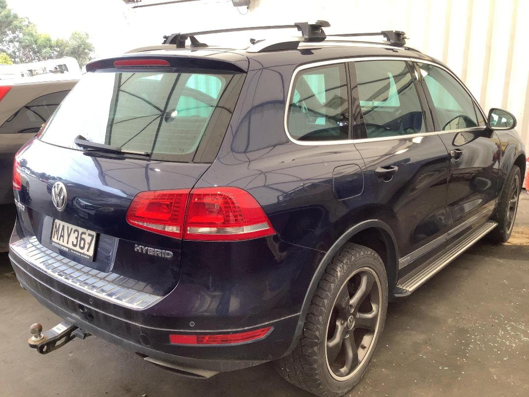 Photo '4' of Volkswagen Touareg Hybrid Photo '4' of Volkswagen Touareg Hybrid