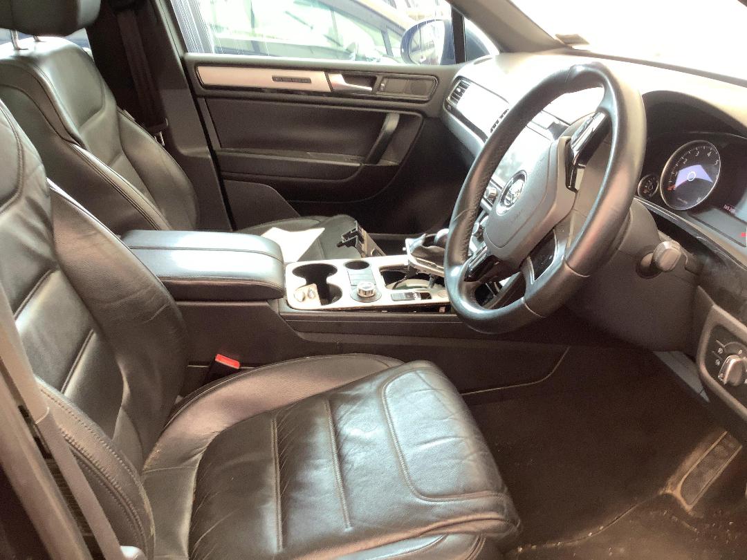 Photo '8' of Volkswagen Touareg Hybrid Photo '8' of Volkswagen Touareg Hybrid