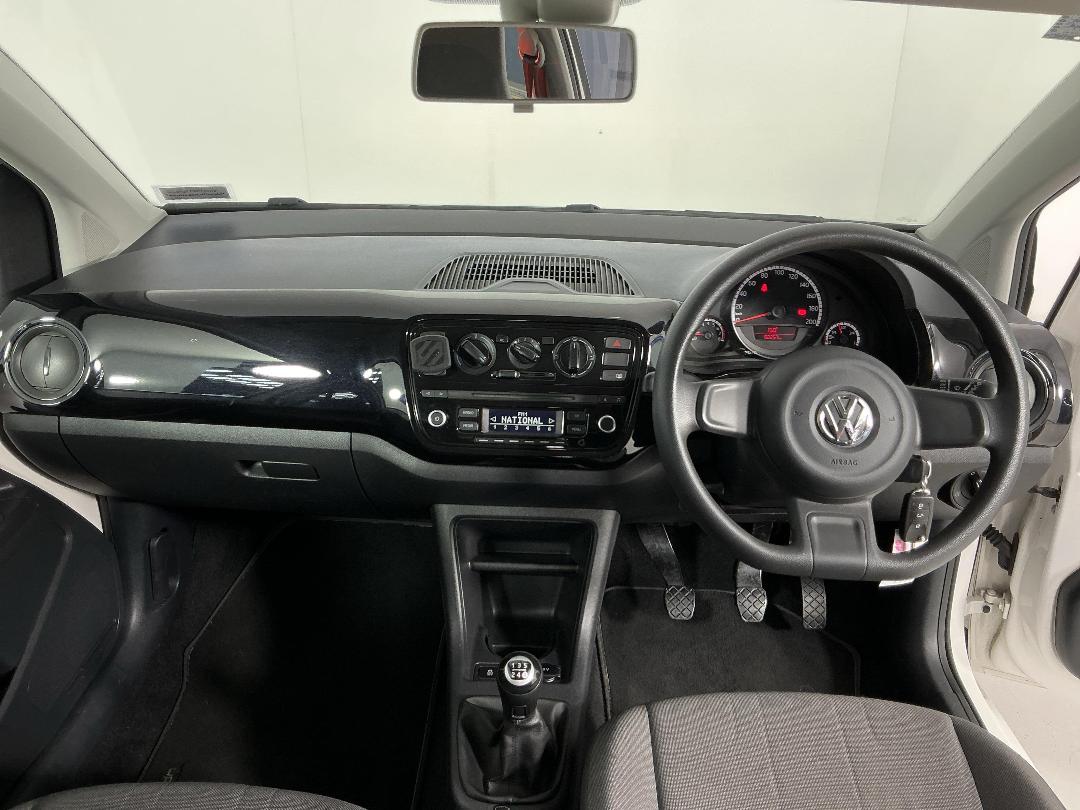 Photo '17' of Volkswagen UP Photo '17' of Volkswagen UP