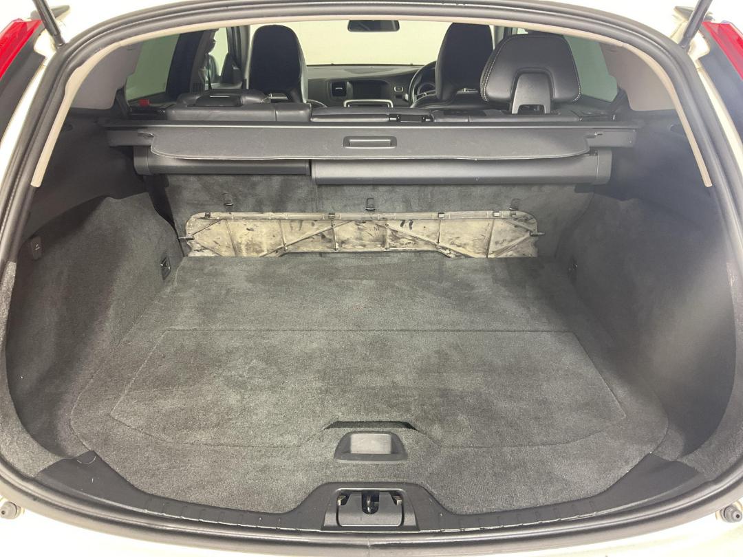 Photo '12' of Volvo V60