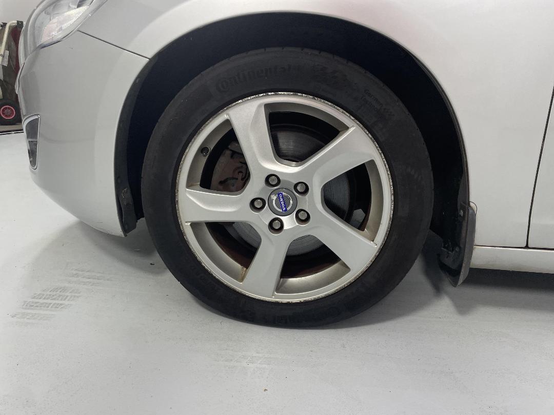 Photo '10' of Volvo V60