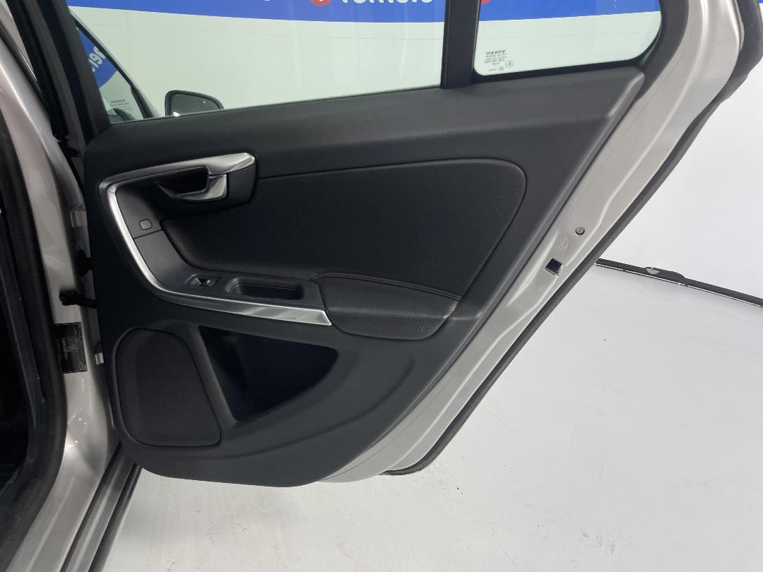 Photo '19' of Volvo V60