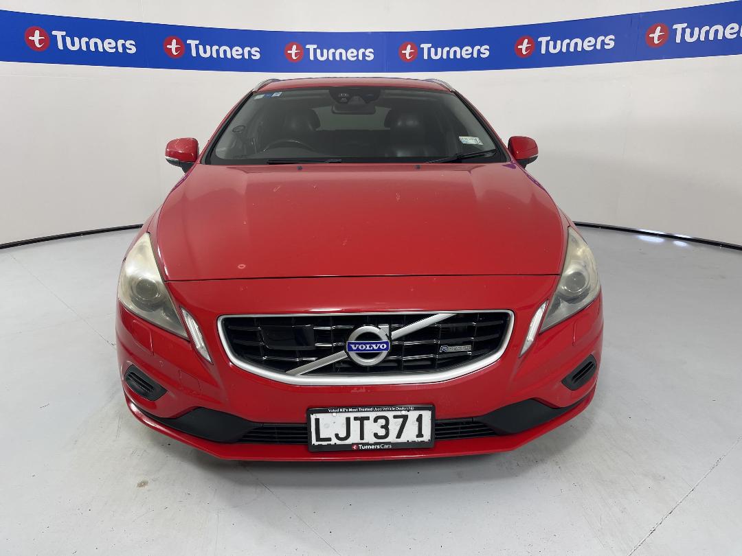 Photo '2' of Volvo V60 Photo '2' of Volvo V60