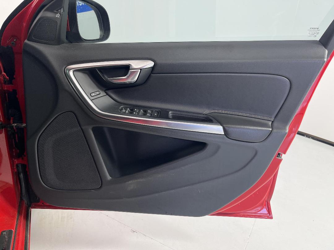 Photo '15' of Volvo V60 Photo '15' of Volvo V60