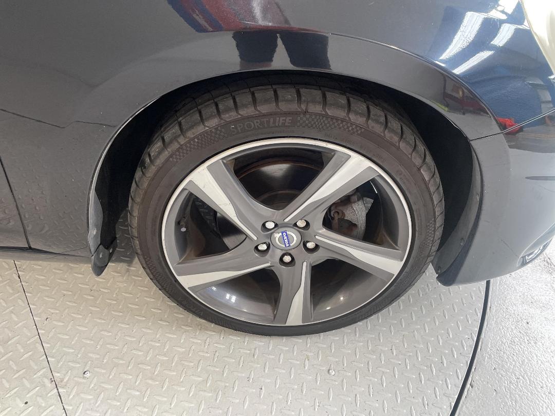 Photo '9' of Volvo V60