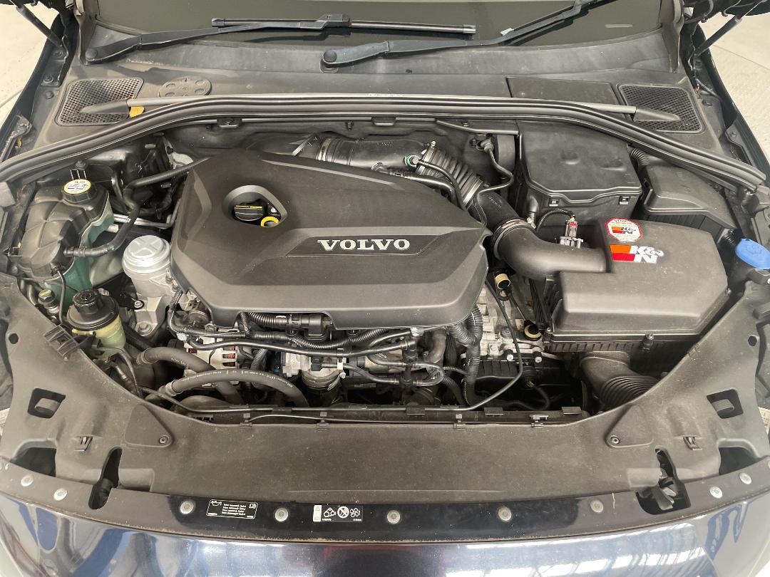 Photo '13' of Volvo V60