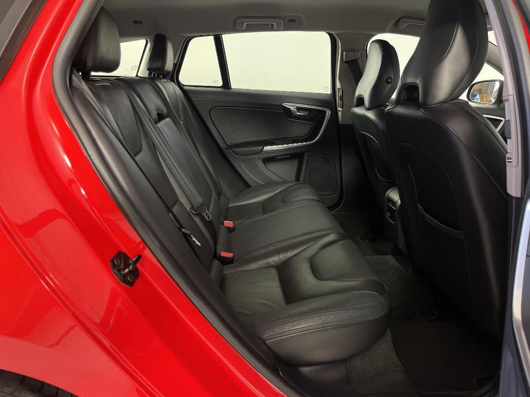 Photo '20' of Volvo V60