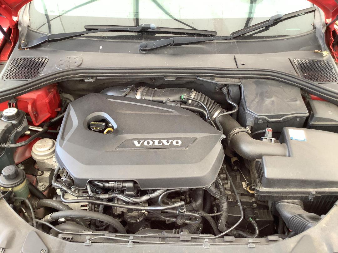 Photo '8' of Volvo V60