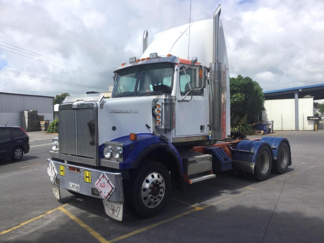 Used Western Star 4864 FX 2012 | Turners Trucks & Machinery for Sale ...