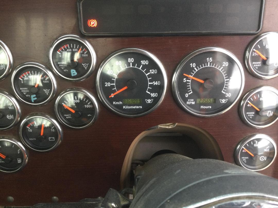 Photo '14' of WESTERN STAR 4884FX Logger Photo '14' of WESTERN STAR 4884FX Logger