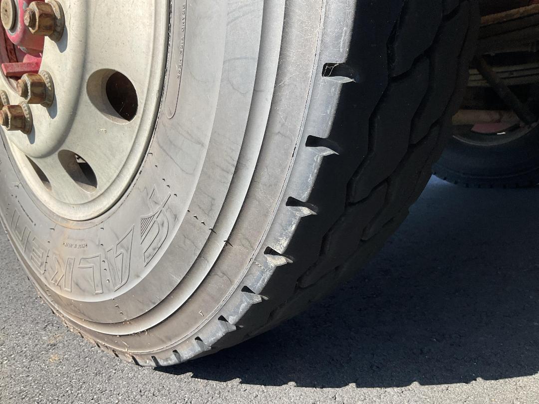 Photo '39' of WESTERN STAR 4884FX Logger Photo '39' of WESTERN STAR 4884FX Logger