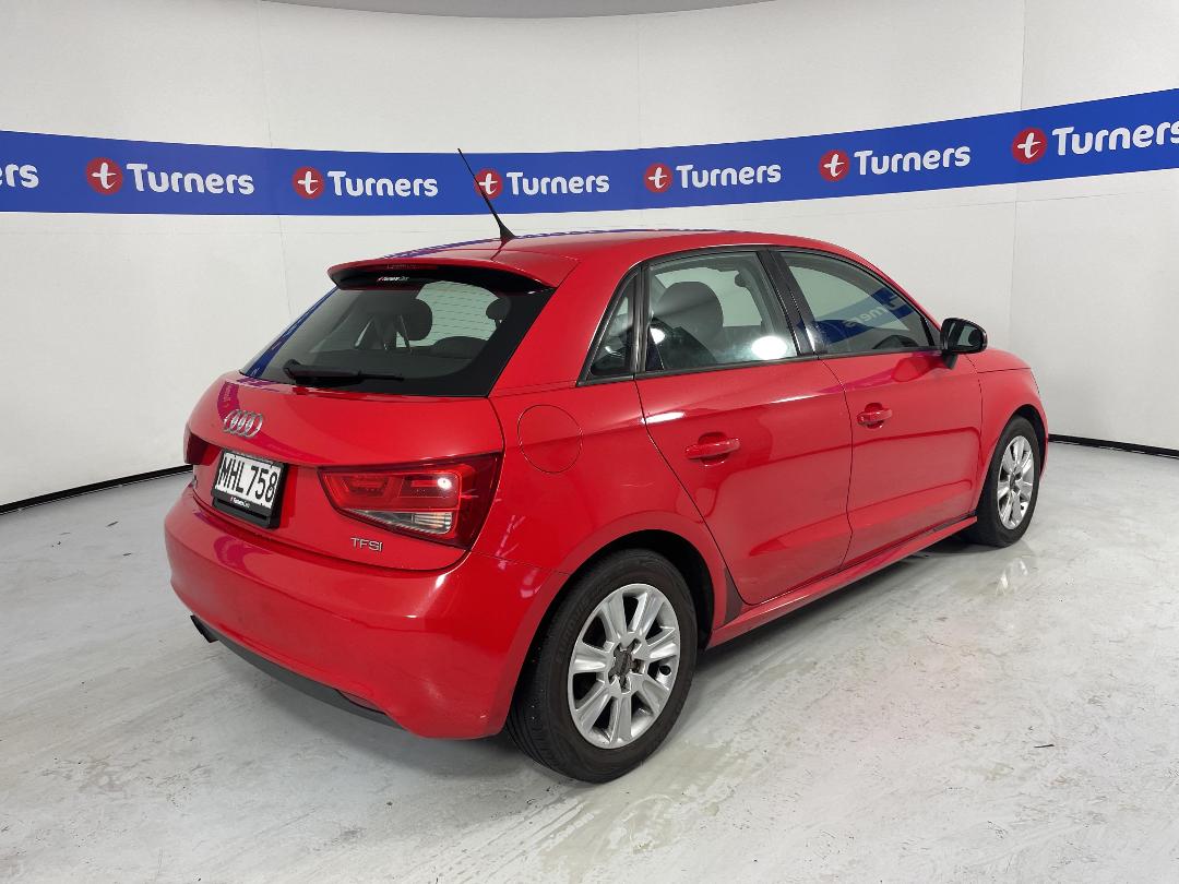 Photo '7' of Audi A1 Tfsi
