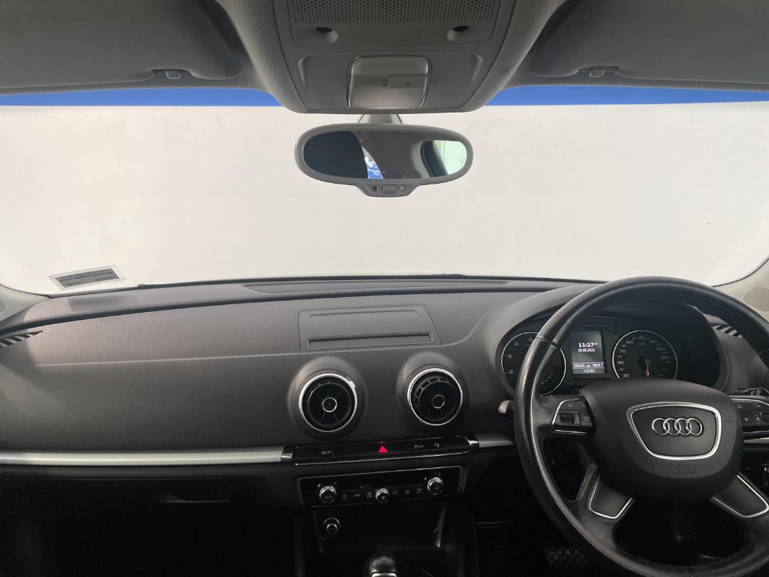 Photo '17' of Audi A3 Photo '17' of Audi A3