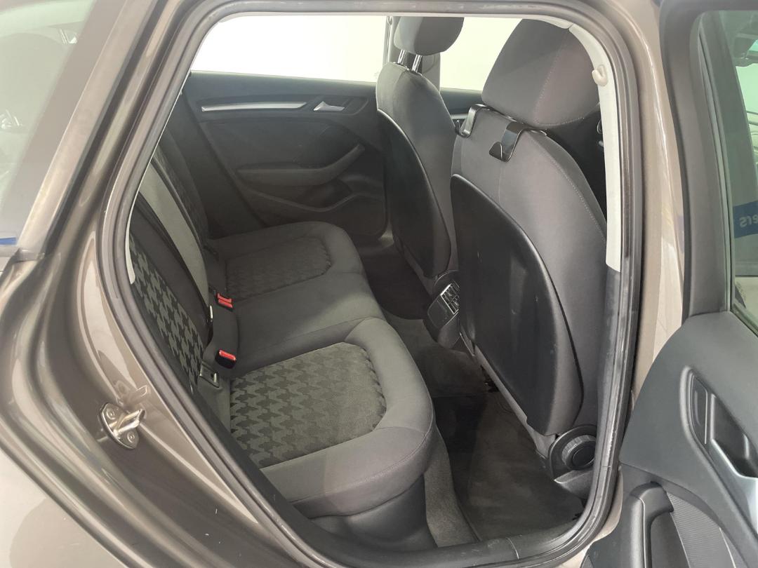 Photo '20' of Audi A3 Photo '20' of Audi A3