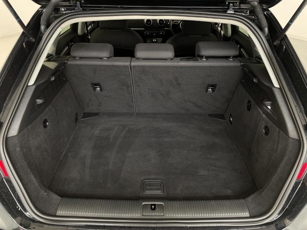 Photo '14' of Audi A3