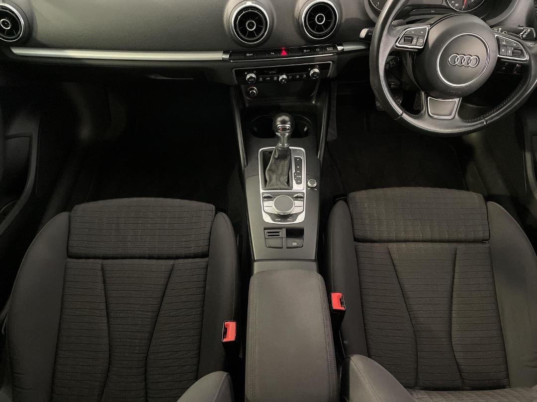 Photo '18' of Audi A3