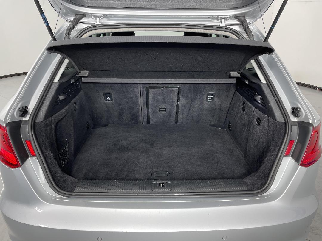 Photo '14' of Audi A3