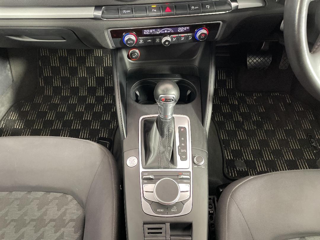 Photo '18' of Audi A3