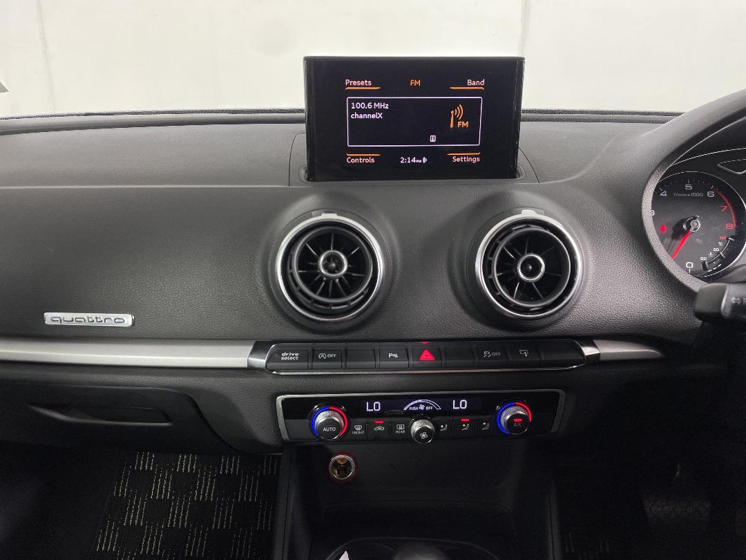 Photo '18' of Audi A3