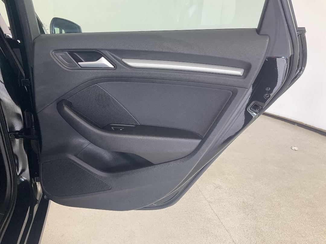 Photo '19' of Audi A3