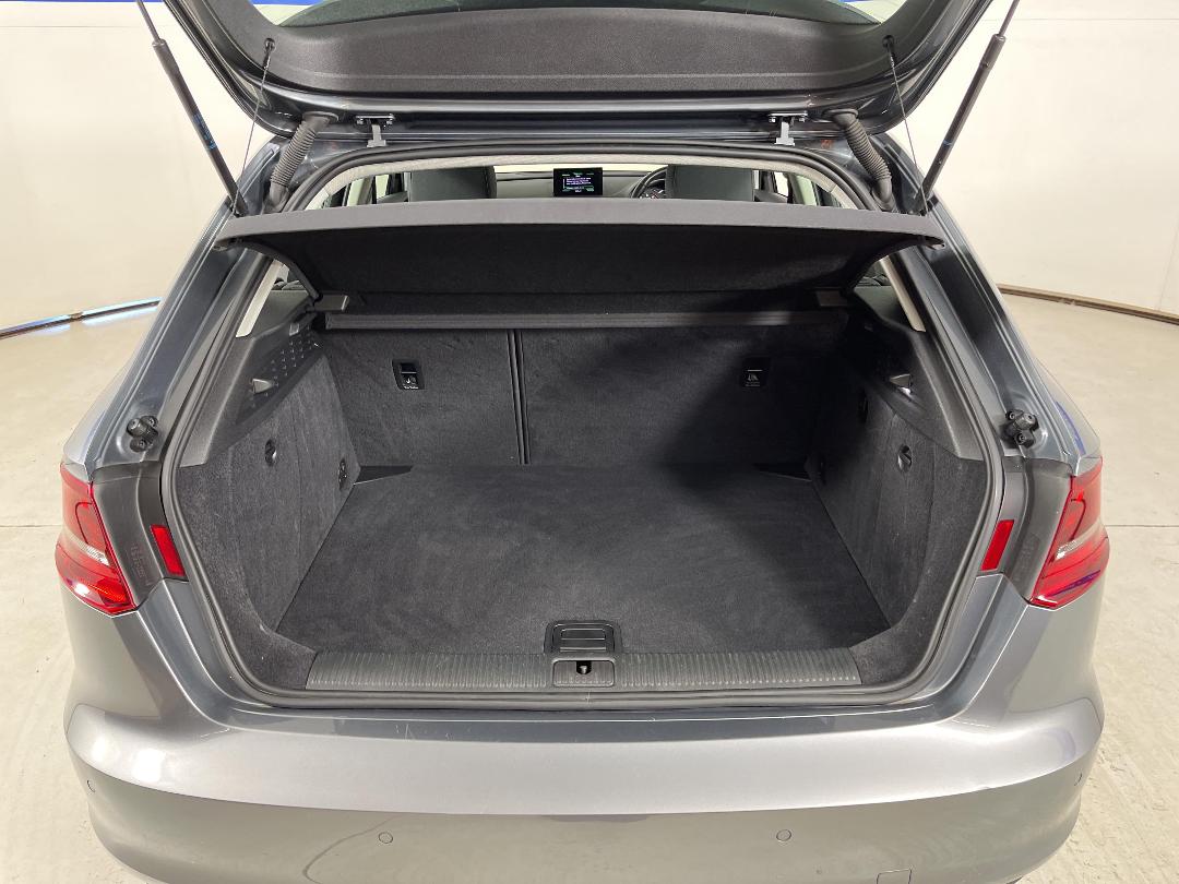 Photo '14' of Audi A3 Photo '14' of Audi A3