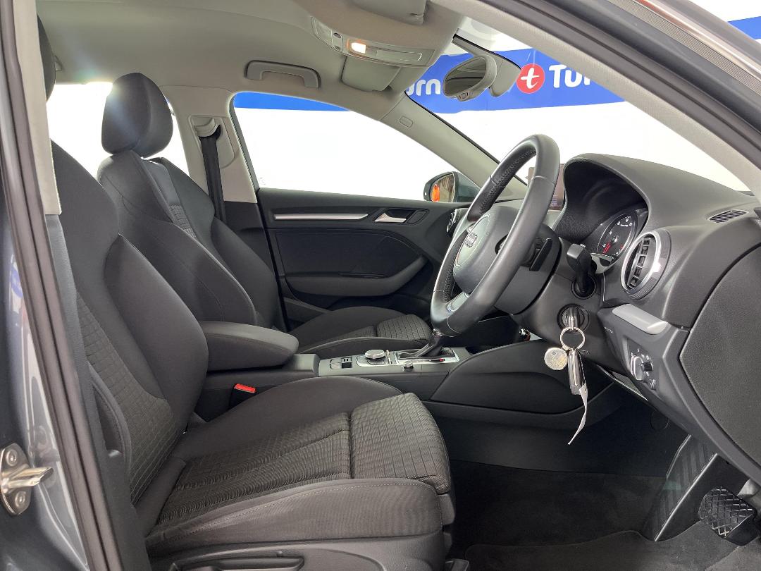 Photo '16' of Audi A3 Photo '16' of Audi A3