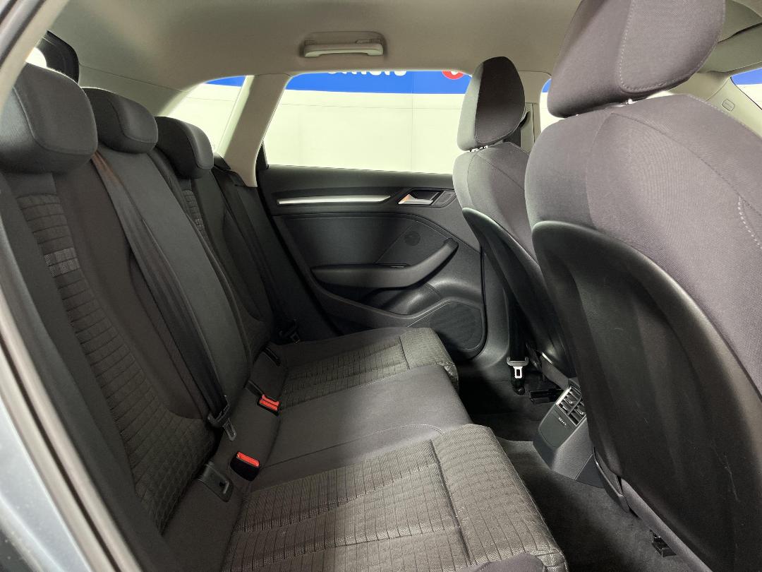 Photo '20' of Audi A3 Photo '20' of Audi A3