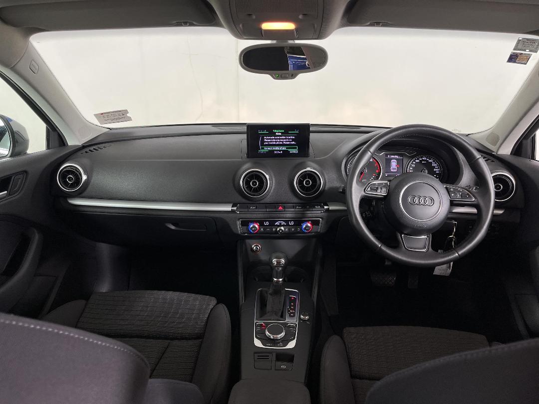 Photo '17' of Audi A3 Photo '17' of Audi A3