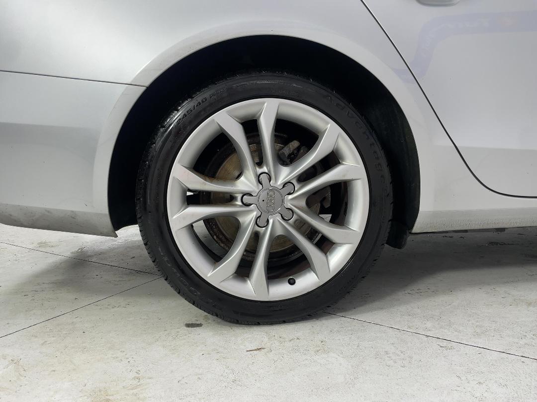 Photo '12' of Audi A4 Photo '12' of Audi A4