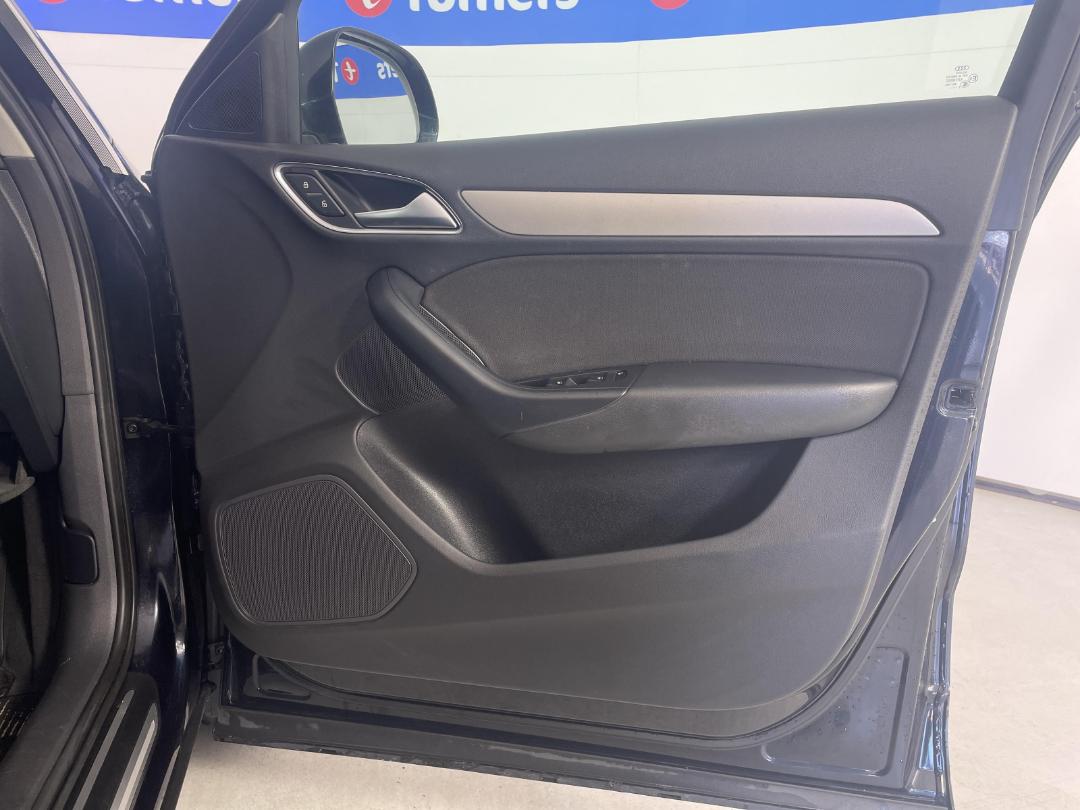 Photo '15' of Audi Q3