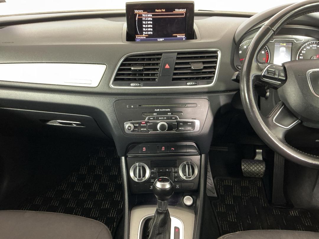 Photo '18' of Audi Q3