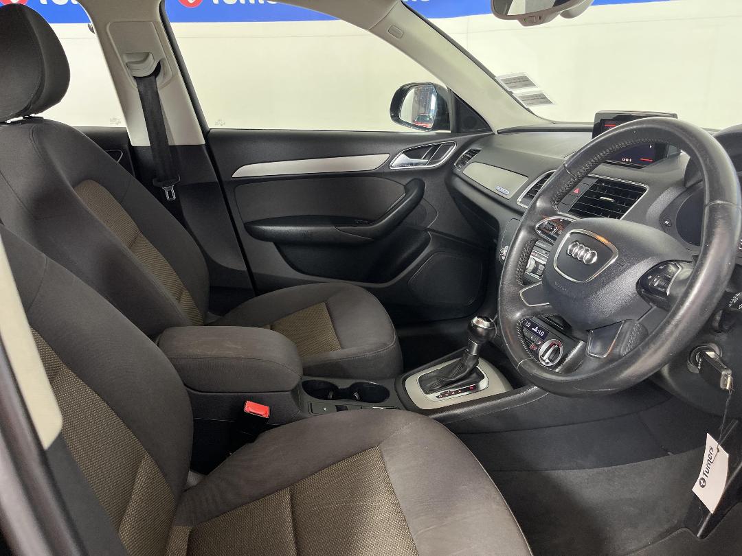 Photo '16' of Audi Q3